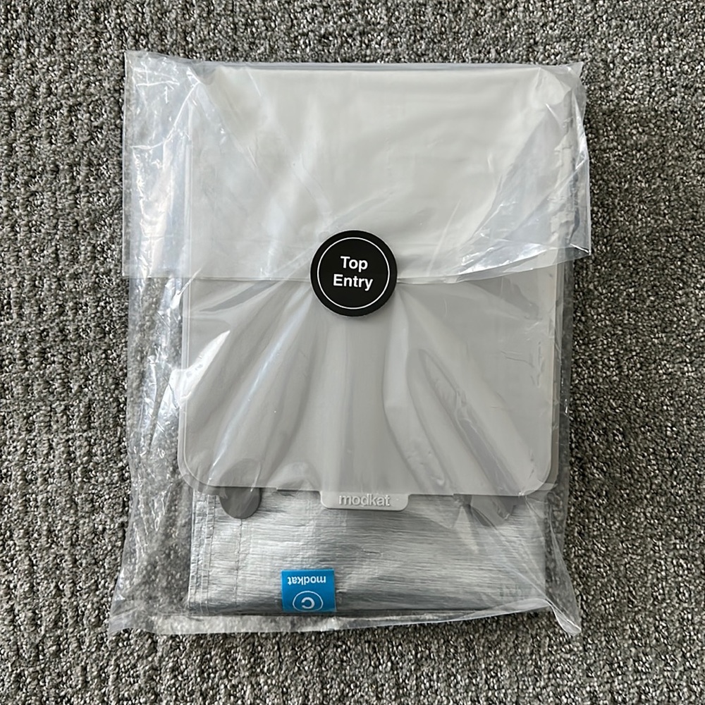 Modkat XL Litterbox Front Entry Cover and 1 C Liner (NIB)